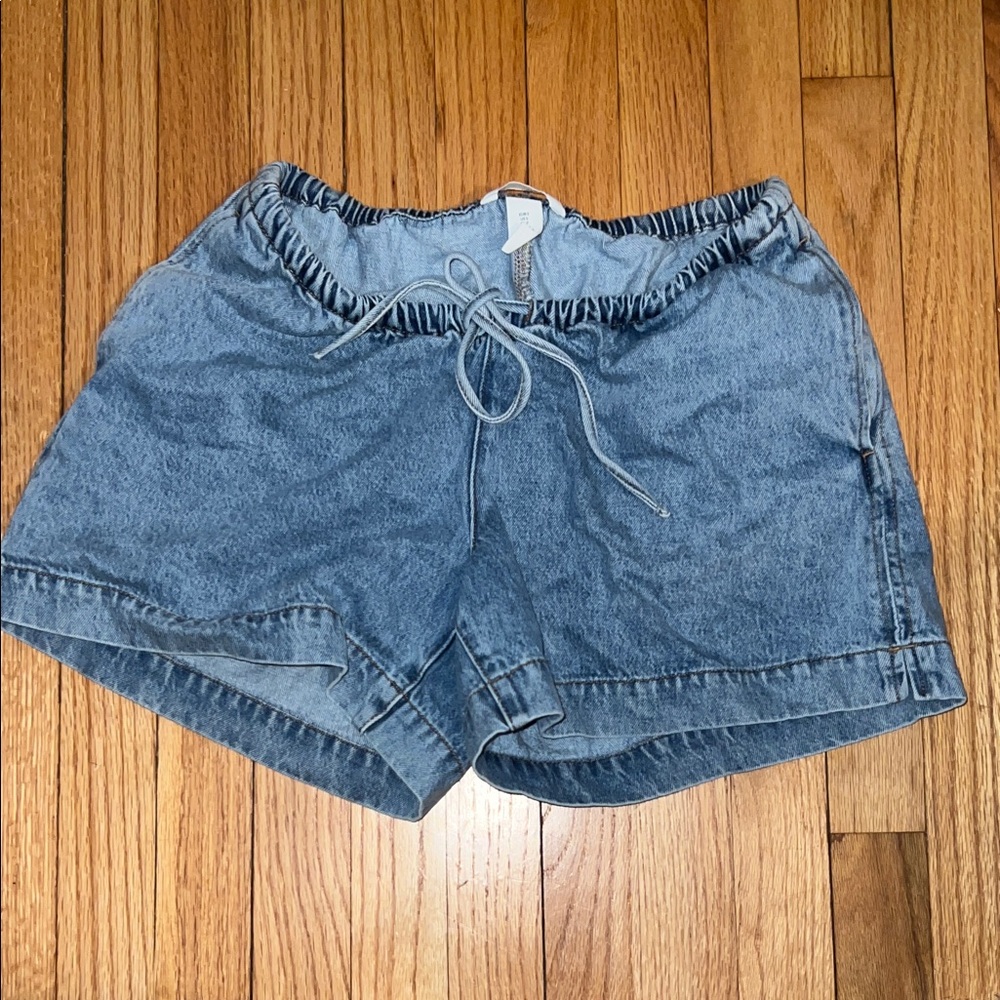 H&M Light Blue Jean Shorts Maternity